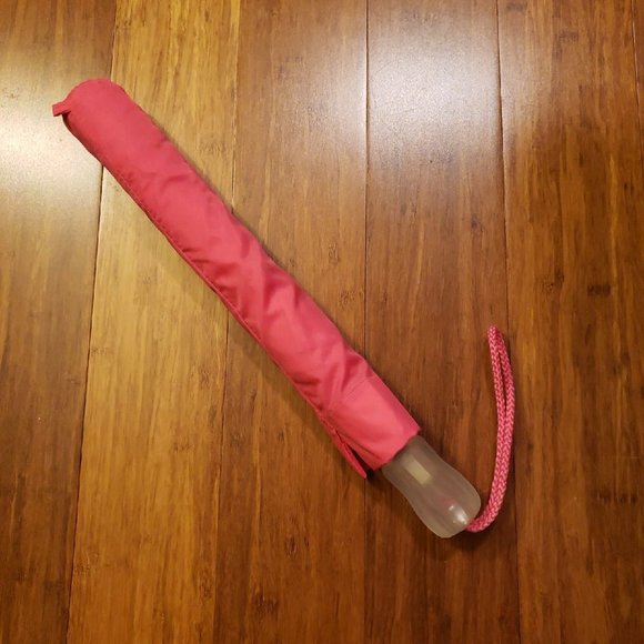 Hot pink umbrella - Picture 2 of 6